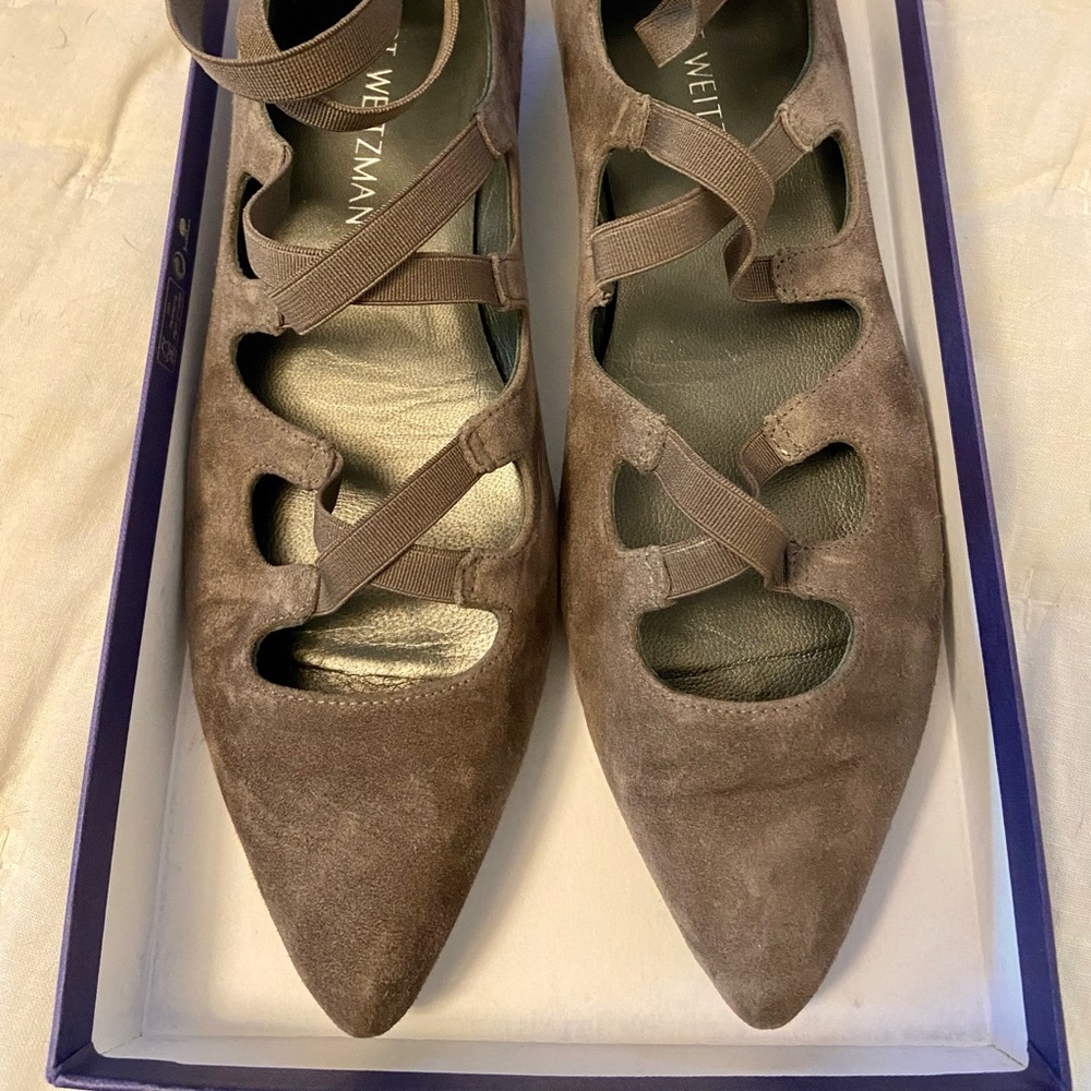New W Box 7.5 Adorable Stuart Weitzman Strappy Fl… - image 3